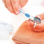 10 нестандартных способов применения зубной пасты