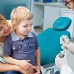 визит ребенка к стоматологу